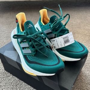 Adidas UltraBoost Light 'Earth Day